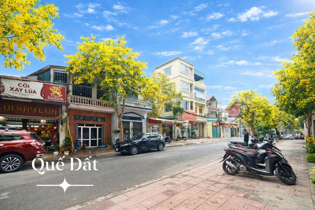 Nhà mặt phố Đức Giang, Long Biên 110m² giá 13 tỷ - Đầu tư sinh lời bền vững!