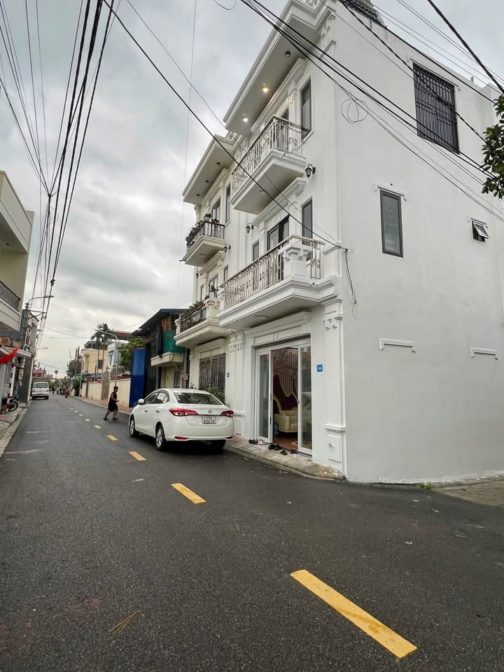 Lô góc mặt đường Quỳnh Hoàng, Nam Sơn, 54m², giá 3,25 tỷ - Cơ hội đầu tư tuyệt vời!