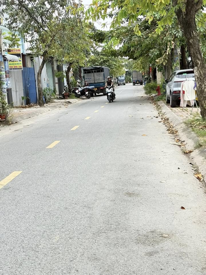 Bán gấp nhà cấp 4 mặt tiền đường Tân Xuân 3 Hóc Môn 380m² - Vị trí tuyệt đẹp cho kinh doanh!