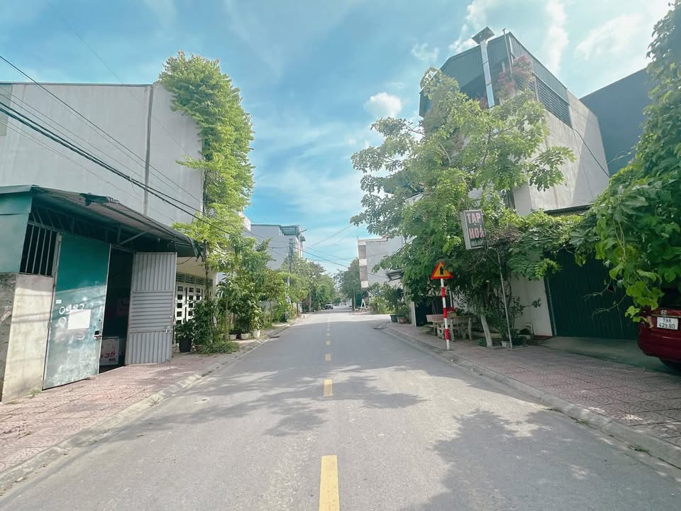 Đất trục chính Đè Sòi - Dữu Lâu 90m² giá 4.9 tỷ - Cơ hội đầu tư tuyệt vời!