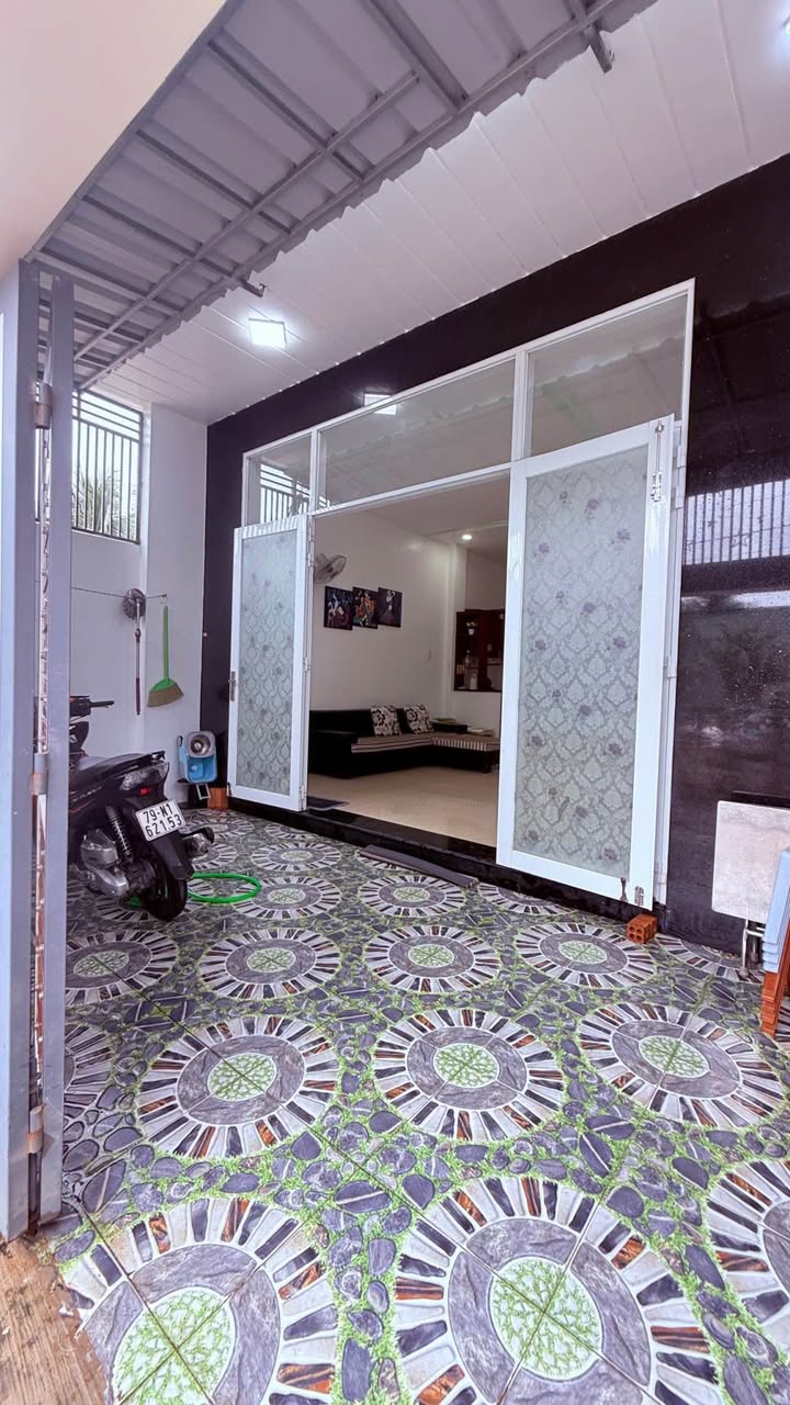 Nhà phố Tây Nha Trang 69m² giá 2.65 tỷ - Đường ô tô vào tận nơi!