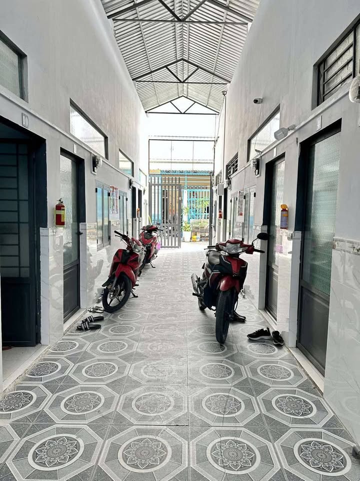 Dãy trọ 12 căn An Khánh Cần Thơ 300m² giá 7.5 tỷ - Đầu tư sinh lời cao!