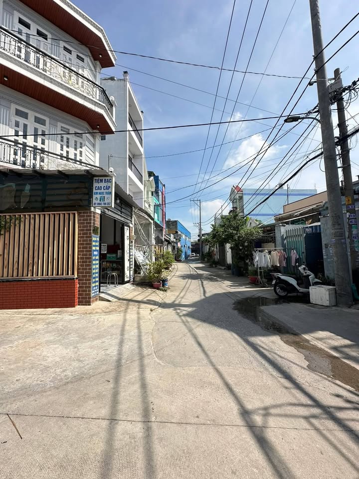 Đất nền Bà Điểm Hóc Môn 106m² giá 5.1 tỷ - Pháp lý sổ hồng chính chủ!