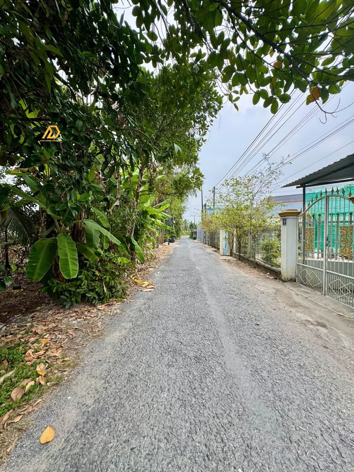 Nhà bán Phường Long Châu, Vĩnh Long 120m² giá 1.6 tỷ - Đường ô tô vào tận nhà!