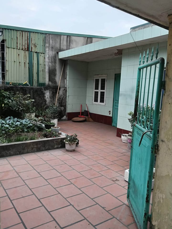 Nhà cấp 4 Cẩm Phả 120m² giá 1.32 tỷ - Không gian sống lý tưởng cho gia đình đông người