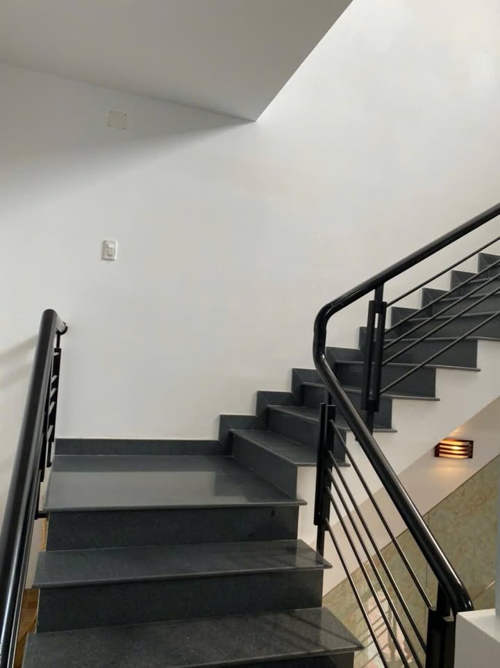 Nhà mặt tiền Nguyễn Viết Xuân 129m² giá 3.8 tỷ - Đầu tư sinh lời tốt!