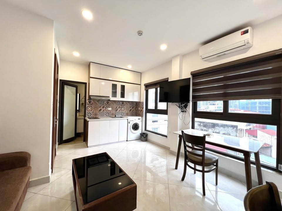 Căn hộ cho thuê cao cấp 285 Đội Cấn 35m² - Nội thất sang trọng, không gian thoáng đãng!