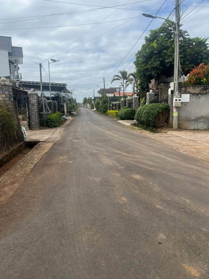 Nhà hẻm Trần Bình Trọng, Lộc Phát, 592.2m² giá 300 triệu - Bán gấp chính chủ!