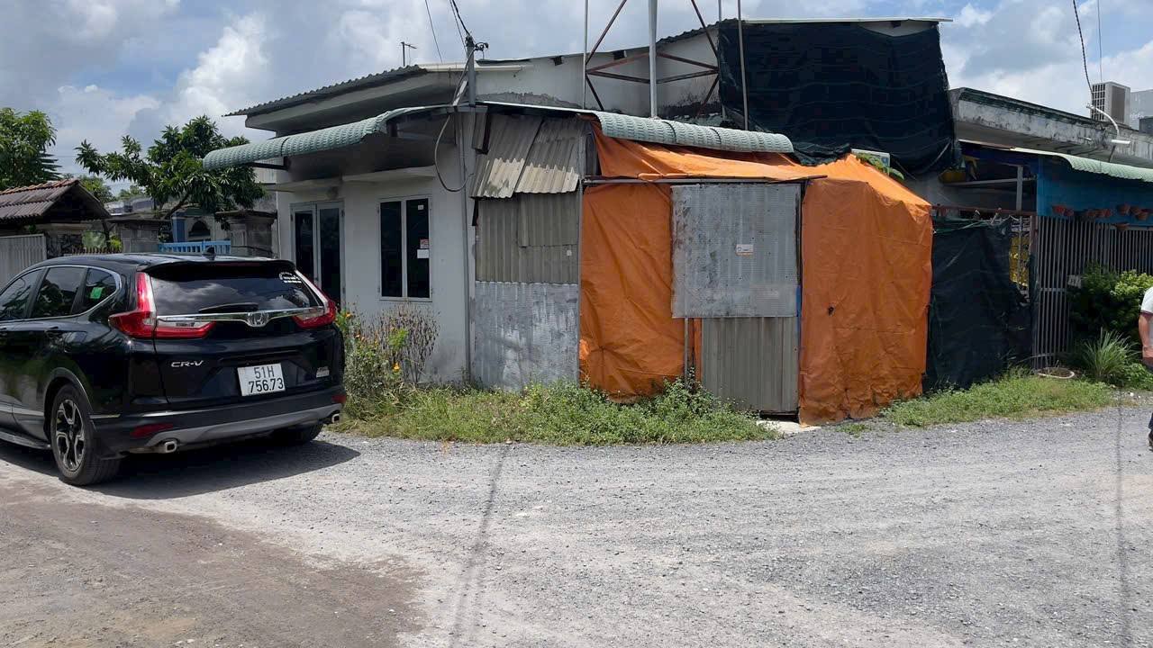 Nhà riêng ấp Đình, xã Củ Chi 42m² giá 550 triệu - Đường xe tải tiện lợi!