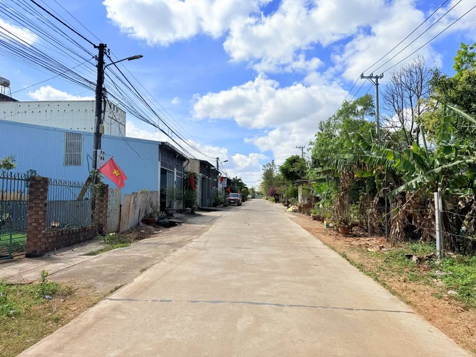 Đất nền Hẻm 188 Âu Cơ, Pleiku 294m² giá 1.5 tỷ - Sổ đỏ chính chủ, thổ cư 100%!