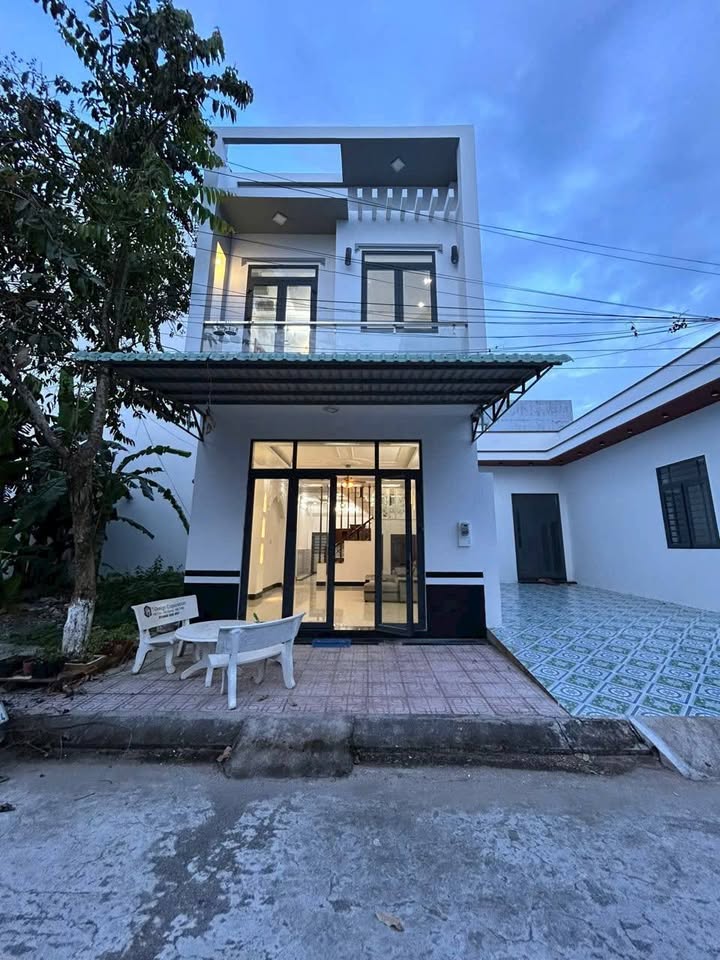 Nhà phố Cái Răng, Cần Thơ 65m² giá 3.75 tỷ - Vị trí đẹp, giảm mạnh 150 triệu!