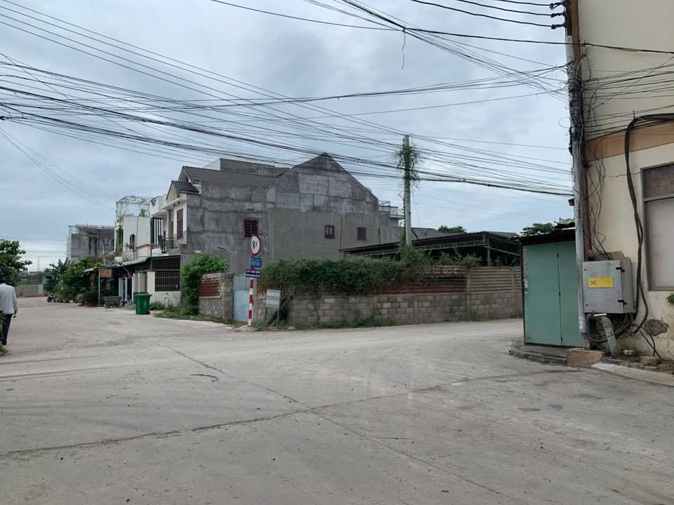 Đất nền Bến Lội, Bình Tân 100m² giá 2.65 tỷ - Đầu tư sinh lời ngay!