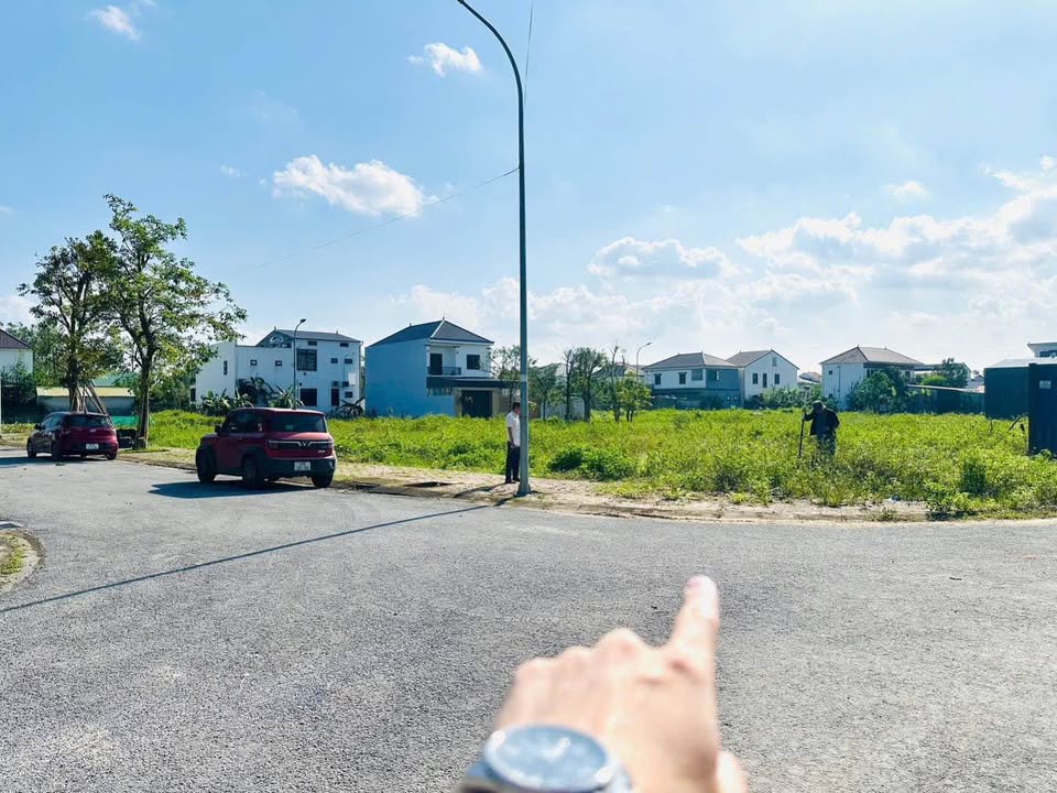 Lô đất góc đẹp khu TDC Xuân Đồng, Vinh 94,3m² - Giá thỏa thuận hấp dẫn!