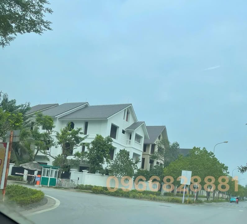 Lô góc biệt thự 360m² KĐT Ceo Quốc Oai - Mặt tiền kinh doanh, giá tốt!