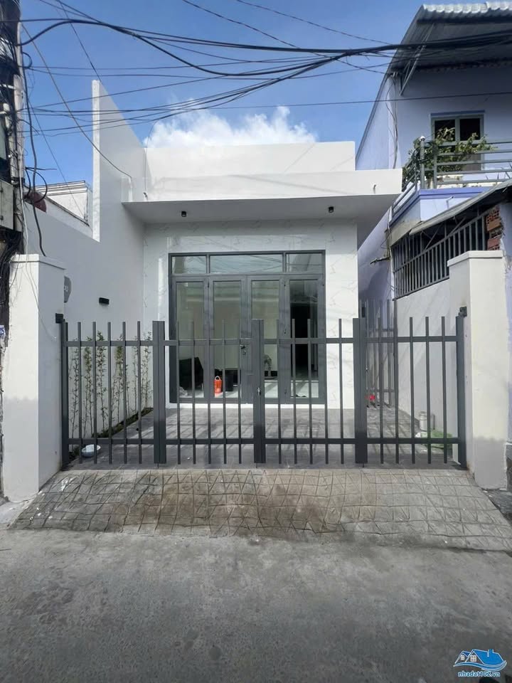 Nhà ở Rạch Giá 75m² giá 1.3 tỷ - Nhà mới xây đẹp, ô tô vào tận nơi!