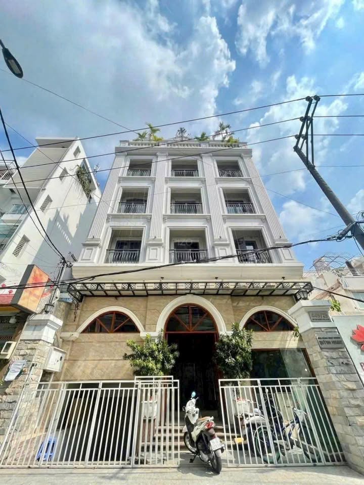 FrontHouse Sư Vạn Hạnh Quận 10 214.1m² giá 71 tỷ - Vị trí đắc địa, tiềm năng lớn!