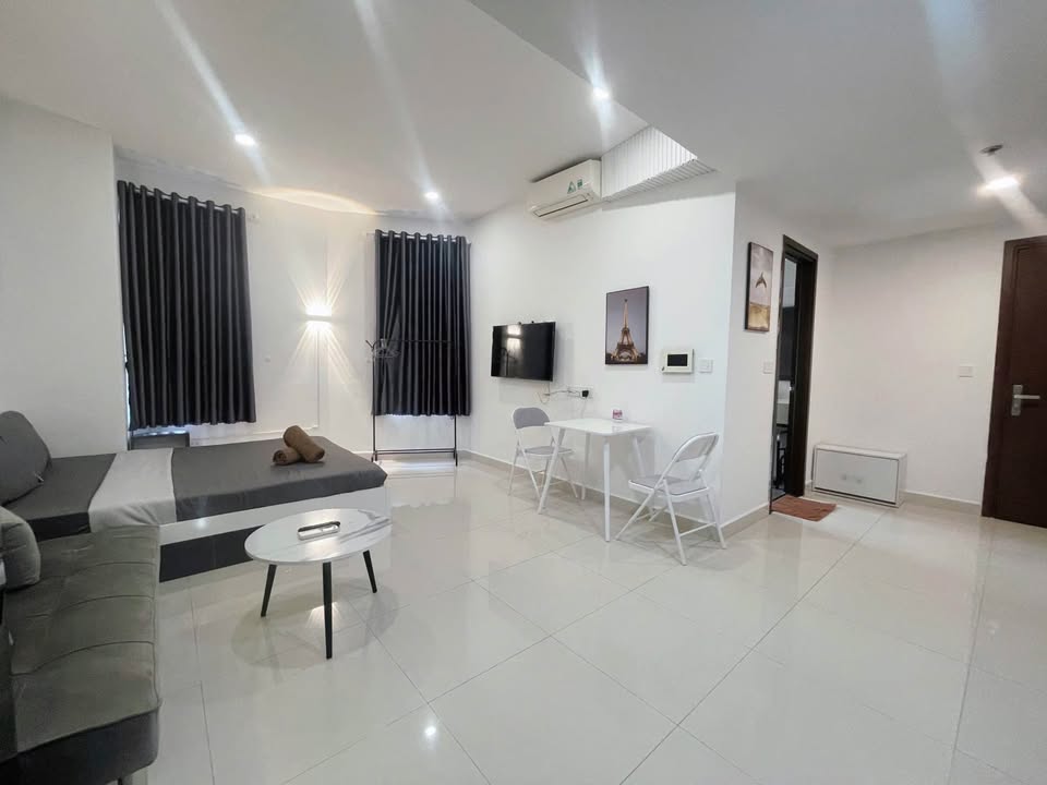 Căn hộ The Tresor Bến Vân Đồn 37m² giá 4.1 tỷ - Vị trí đẹp, sẵn sàng vào ở!