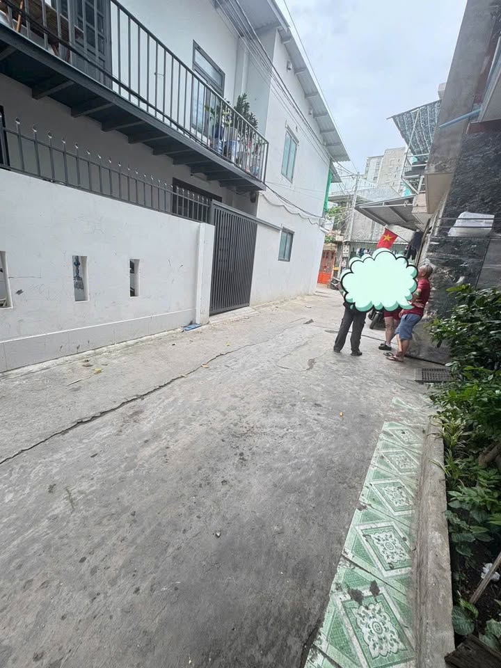 Nhà cho thuê Bùi Thiện Ngộ, Vũng Tàu 2PN - Hẻm ô tô, giá 4 triệu