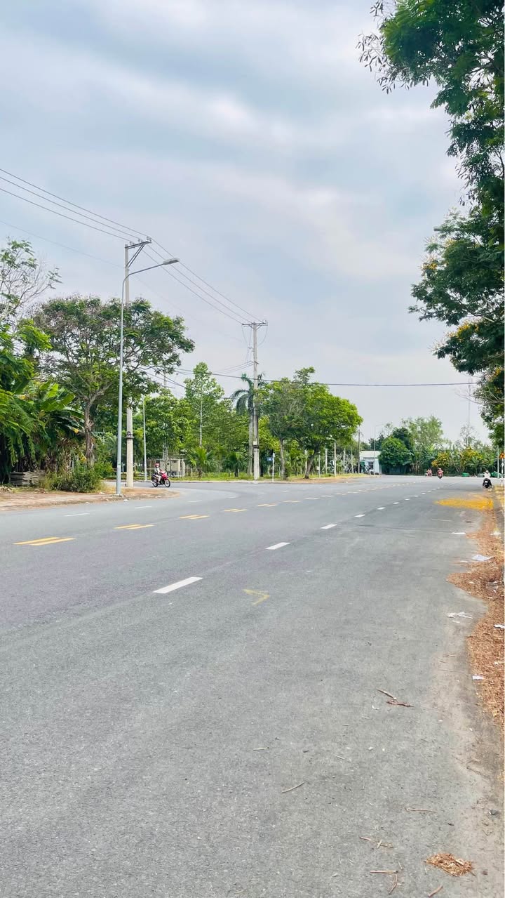 Đất nền đường Nguyễn Thị Lựu, phường 4, Cao Lãnh 120m² giá 2.85 tỷ - Vị trí đắc địa, giao thông thuận lợi!