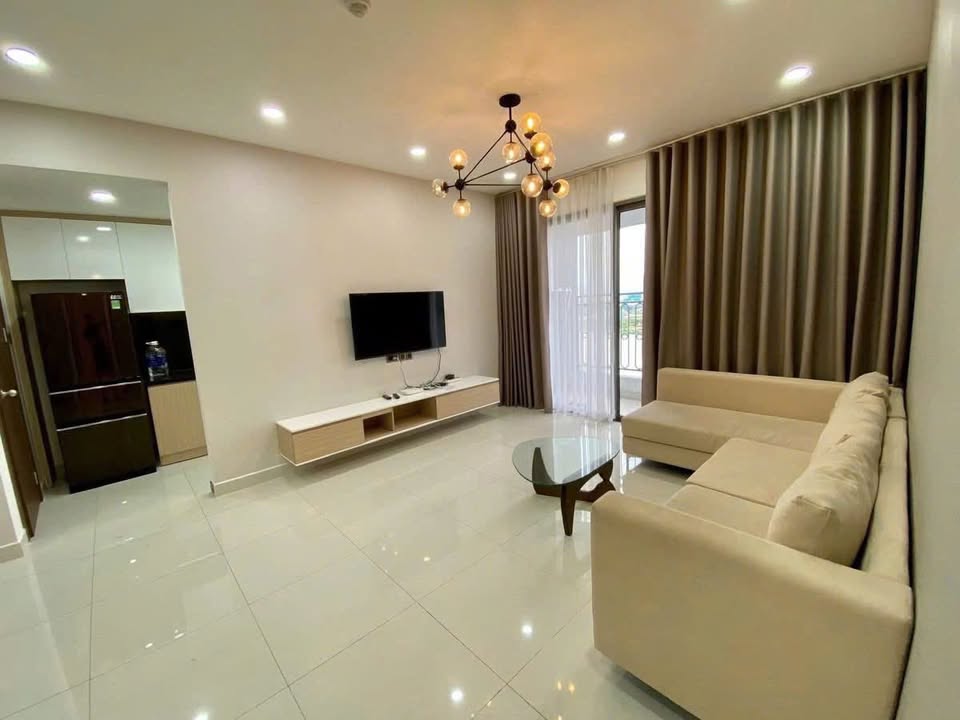 Căn hộ Saigon Royal quận 4 115m² giá 37 triệu - View pháo bông tuyệt đẹp!