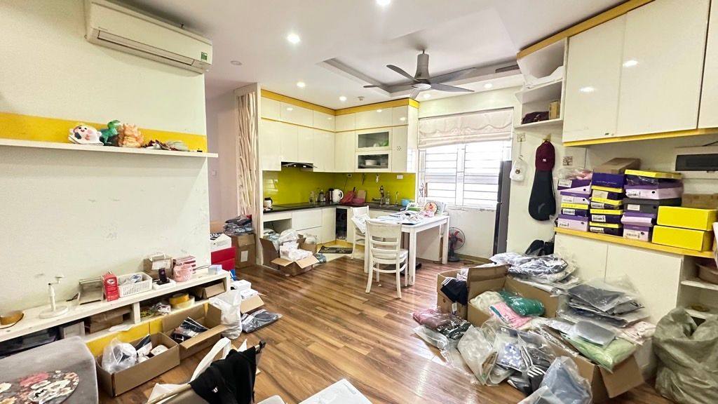 Căn hộ lô góc Vinaconex 3 Trung Văn 64.4m² giá 5 tỷ - Full nội thất, chỉ việc dọn về ở!