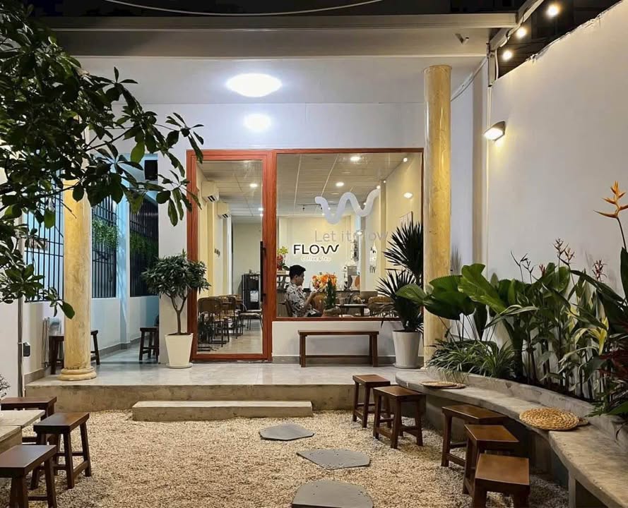 Quán cà phê tại Hóc Môn 125m² giá 160 triệu - Sang nhượng gấp!