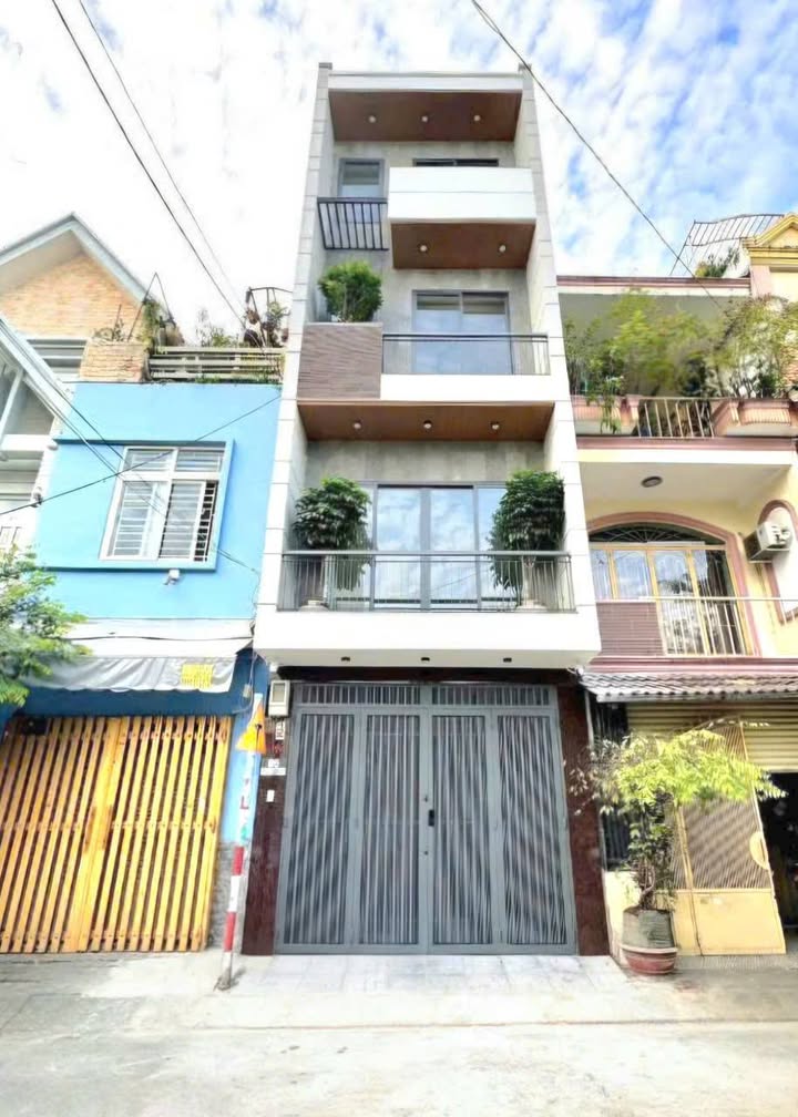 Nhà Đẹp Khu Cư Xá Ngân Hàng Quận 7 - 62m² Giá 17.8 tỷ - Pháp lý rõ ràng!