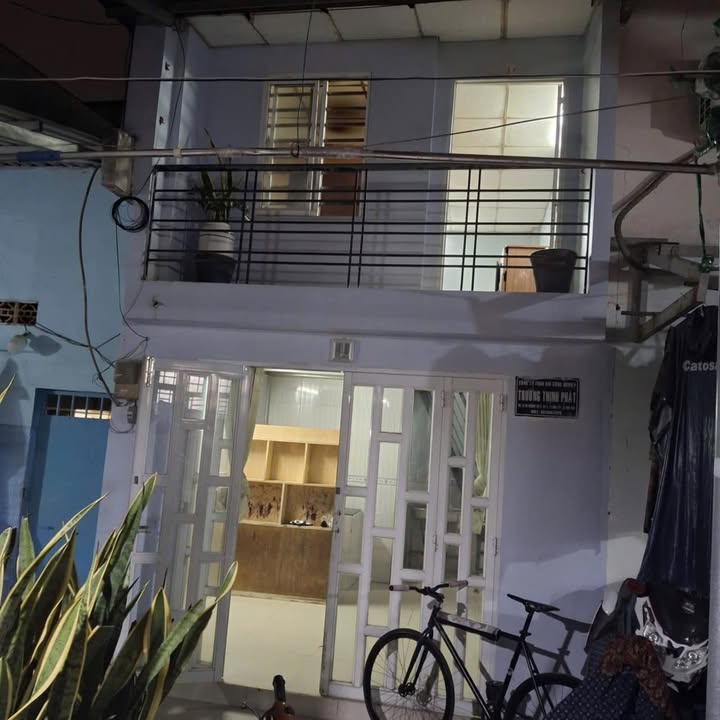 Nhà nhỏ Linh Tây TP Thủ Đức 16m² giá 930 triệu - Khu dân cư ổn định!