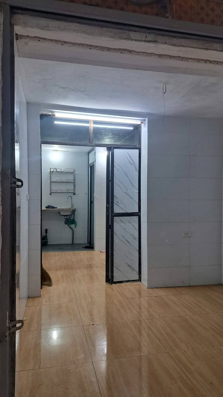 Căn hộ tập thể Bạch Mai 18m² giá 3 triệu - Chính chủ cho thuê ngay!