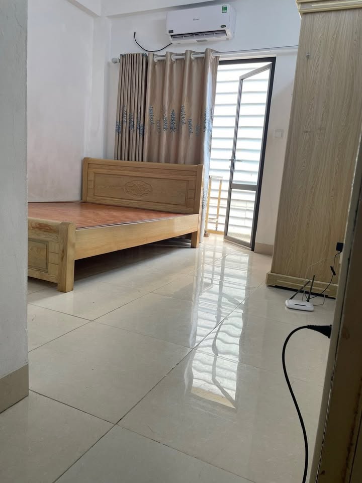 Phòng cho thuê tại Ngõ 203, Tây Mỗ, 2.8 triệu - Nội thất đầy đủ, an ninh 24/7!