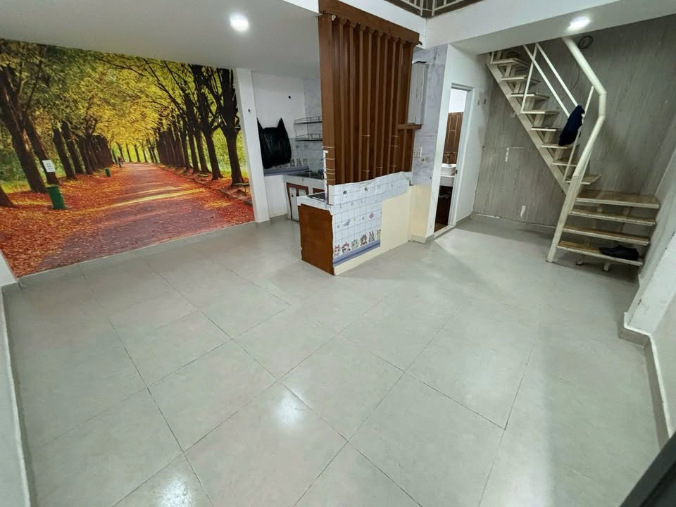 Nhà riêng Âu Cơ Tân Bình 27m² giá 3 tỷ - Ban công thoáng mát từng phòng!