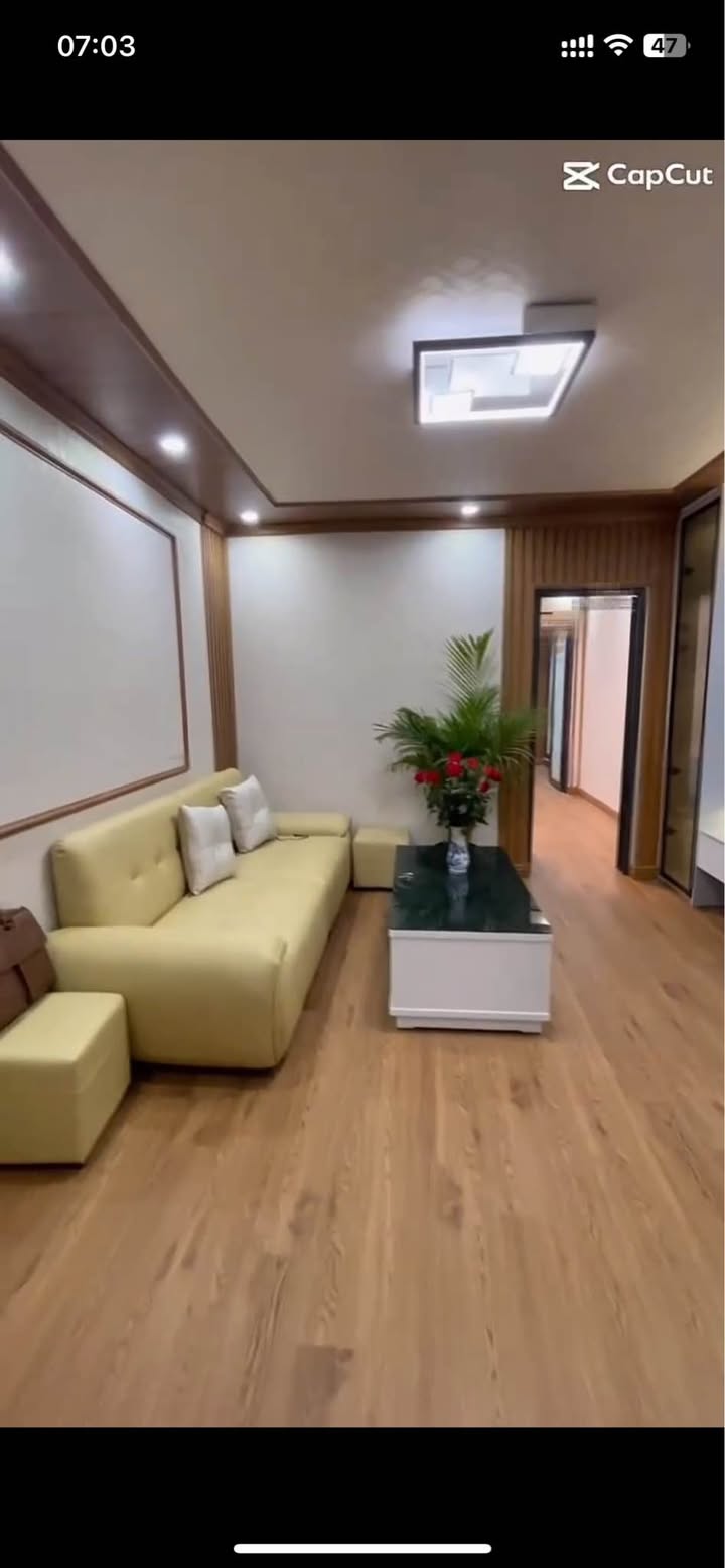 Căn hộ Tập thể phố Quỳnh Mai, Hai Bà Trưng 70m² - Sẵn sàng giao dịch ngay!