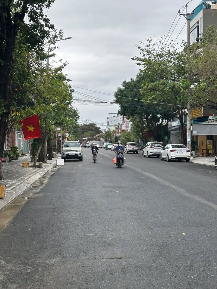 Bán lô đất mặt tiền đường Lê Tấn Trung, Thọ Quang, Sơn Trà, Đà Nẵng 117.5m² - Vị trí đẹp, sổ đỏ chính chủ!