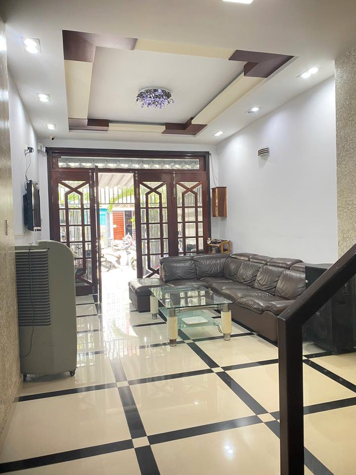 Nhà phố cao cấp Trịnh Đình Trọng, Tân Phú 80m² - Thiết kế hiện đại, vào ở ngay!