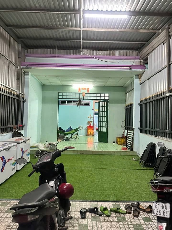 Nhà phố Mỹ Yên, Bến Lức 162m² giá 4.05 tỷ - Mặt tiền đường nhựa, gần chợ