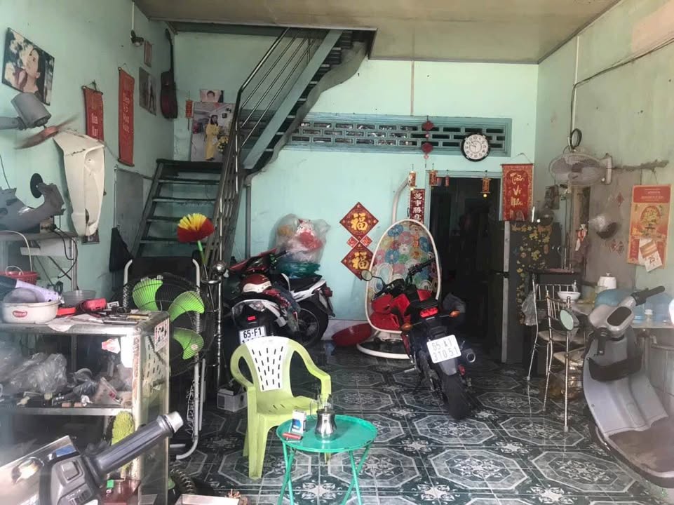 Bán Nhà Mặt Tiền Đường Lê Lợi, Quận Thốt Nốt, Cần Thơ - 3.2 Tỷ, Kinh Doanh Tốt