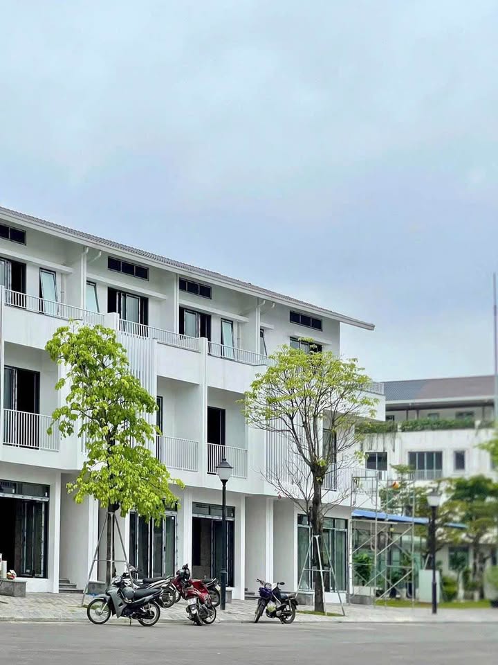 Nhà liền kề Ecogarden Huế 80m² giá chỉ 4 tỷ - Thiết kế hiện đại, vị trí đắc địa!