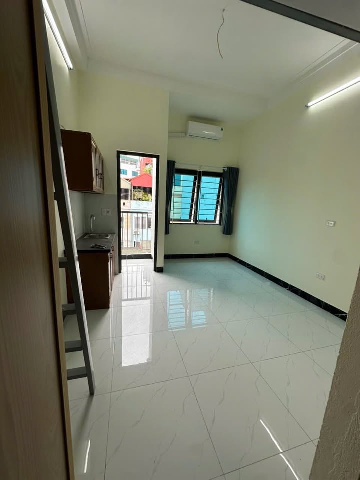 Phòng cho thuê tại ngõ 3 Hữu Lê, Thanh Trì 25m² - Nhà mới, sạch đẹp, giá chỉ 2.5 triệu!