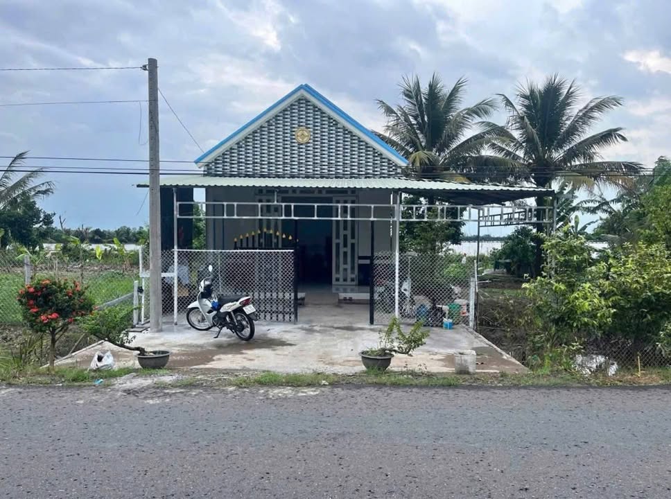 Nhà mặt tiền Đường Bàu Gốc Tân Kiên 90m² giá 650 triệu - Cơ hội đầu tư tuyệt vời!