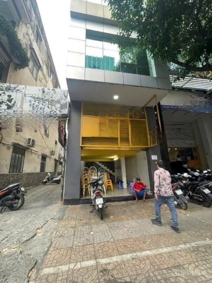 Nhà nguyên căn 2 mặt tiền đường Cao Thắng, Quận 3, 52m² - Kinh doanh đa ngành nghề