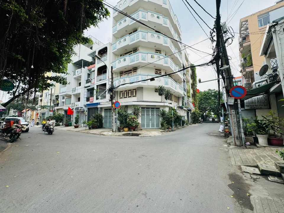 Nhà phố 110m² đường Thành Thái, Quận 10 giá 16.9 tỷ - Đầu tư sinh lợi ngay!