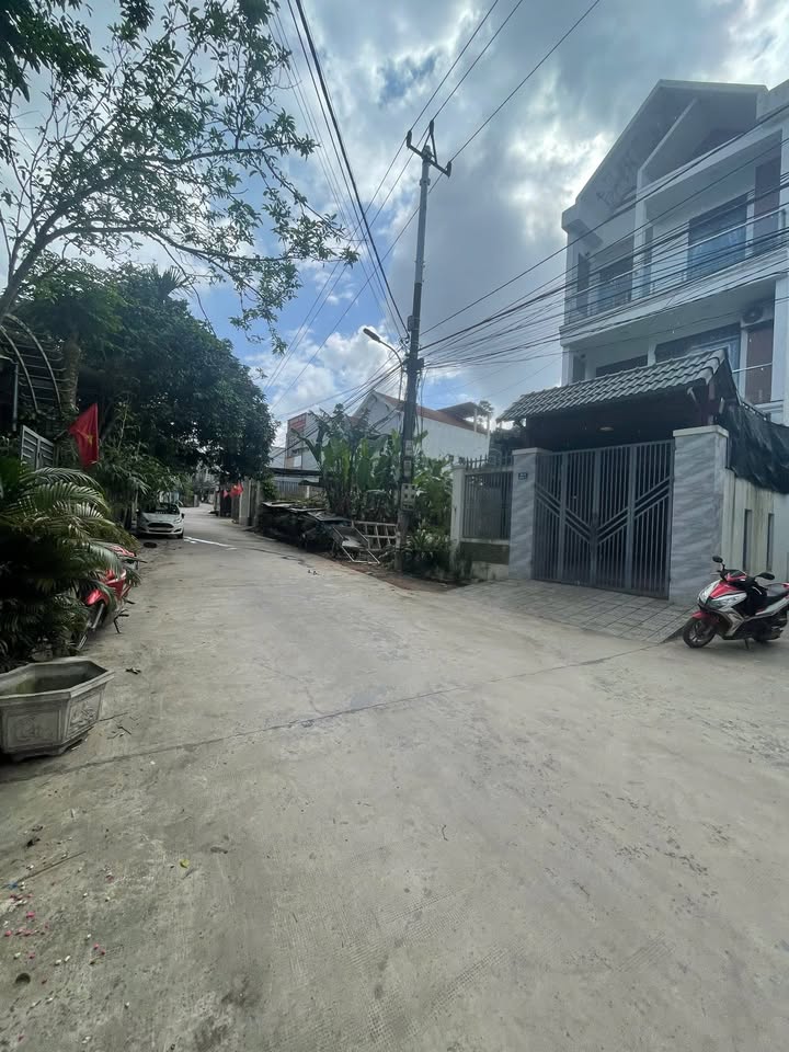 Lô đất đẹp kiệt ô tô 82 Quảng Tế - Thủy Xuân, TP Huế 102m² - Đầu tư sinh lời lý tưởng!