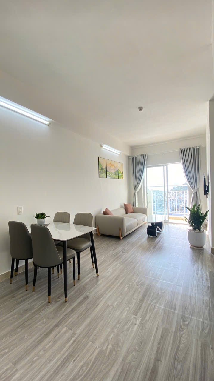 Căn hộ Hoàng Quân Vĩnh Hòa 55m² giá chỉ 2,25 tỷ - View biển tuyệt đẹp!