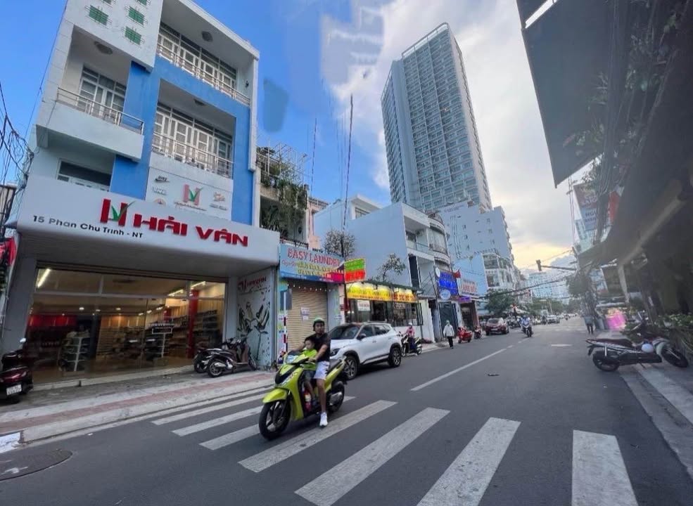 Nhà mặt tiền Phan Chu Trinh, Nha Trang 207,9m² giá 43 tỷ - Kinh doanh đắc địa gần biển!