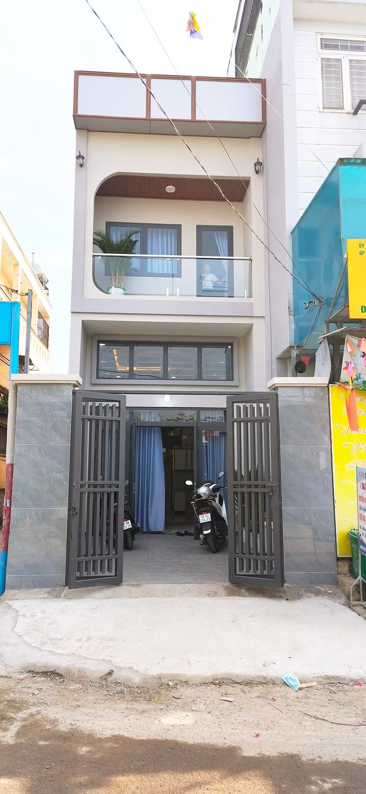 Nhà Góc 2 Mặt Tiền Thạnh Xuân 109m² giá 6.95 tỷ - Đầu Tư Sinh Lời Ngay!