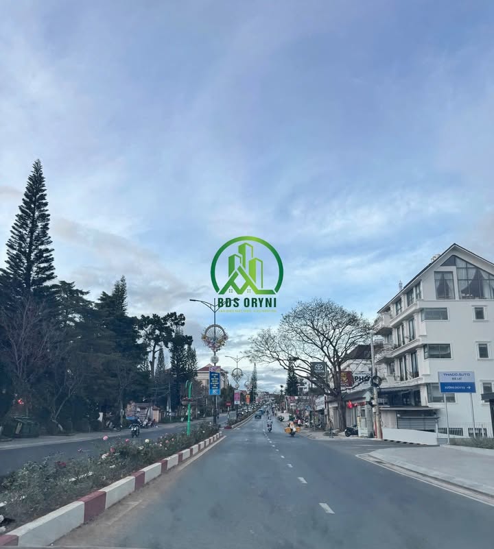 Đất mặt tiền đường 3 Tháng 4, phường Xuân Hương, Đà Lạt 847m² giá 120 tỷ - Cơ hội đầu tư tuyệt vời!