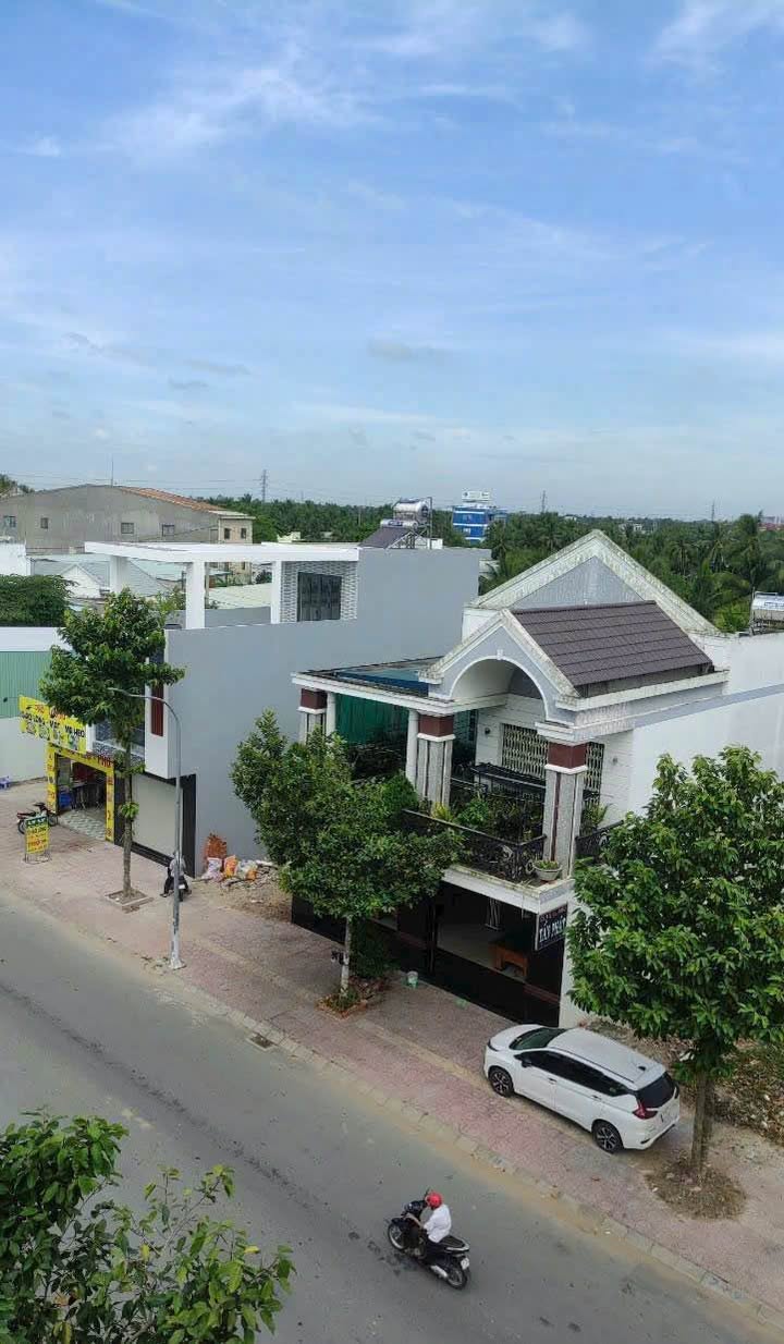 Khách sạn 5 tầng Phường Trung An, Mỹ Tho 230m² giá 15 tỷ - Đang kinh doanh hiệu quả!