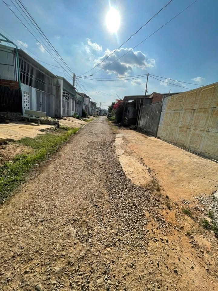 Lô đất Hẻm 980 Lê Duẩn, 252m² giá 1.8 tỷ - Cơ hội đầu tư hấp dẫn!