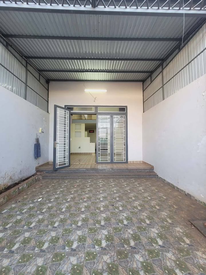 Nhà cho thuê tại hẻm 451/99 Y Moan, Buôn Ma Thuột - 2 phòng ngủ, giá 4 triệu/tháng