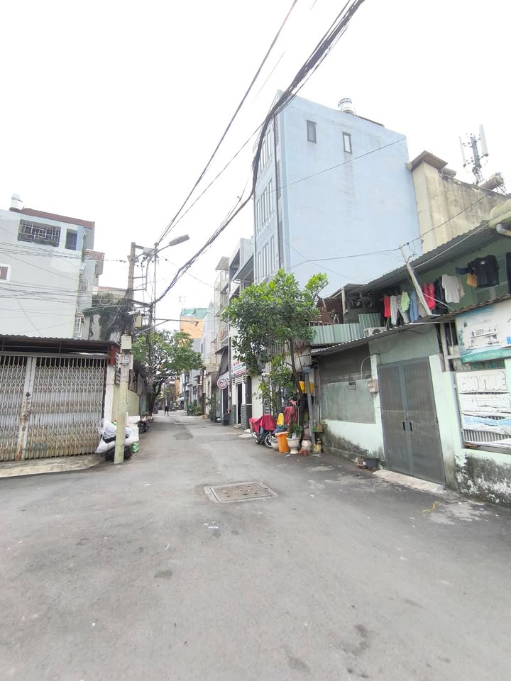 Nhà 2 tầng đường Phan Đăng Lưu, Bình Thạnh 50m² giá 7.2 tỷ - Ô tô vào tận nhà!